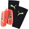 Ochraniacze piłkarskie Puma Ultra Flex Sleeve pomarańczowo-czarne 30830 11
